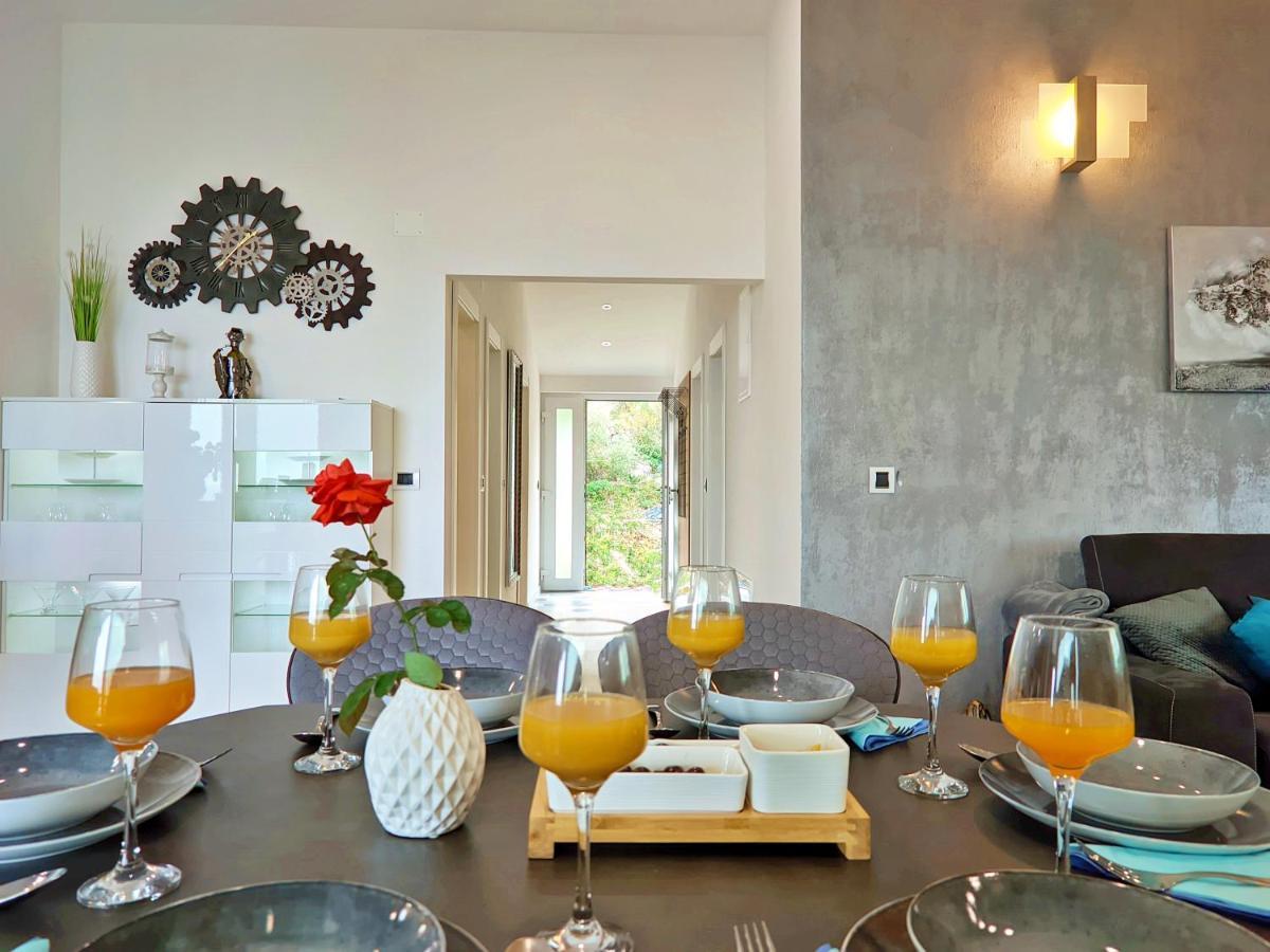 Luxury Sunrise Jacuzzi Apts, 50 M From The Beach Kali Eksteriør billede