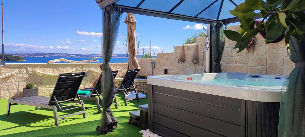 Luxury Sunrise Jacuzzi Apts, 50 M From The Beach Kali Eksteriør billede
